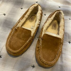 Ugg ansley moccasins, slippers